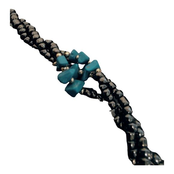 Vintage Multi strand Necklace Beaded Black/Turquoise Blue Stone Chips Howlite - Picture 2 of 5